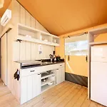 Glamping Valkenburg Campismo de Luxo